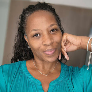 Meet your Posher, Monique